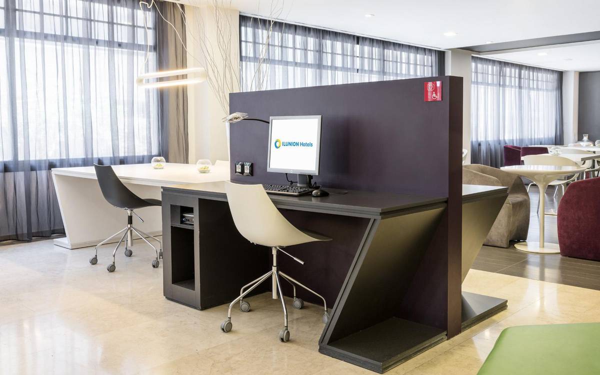 Internet point hotel ilunion romareda saragozza Internet point hotel ilunion romareda saragozza